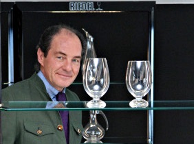 Знаменитый создатель винных бокалов Георг Ридель лично проведет дегустацию в Одессе при спонсорской поддержке винодела Роберта Гулиева