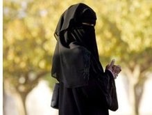 В Саудовской Аравии женщинам разрешили жить в гостиницах без мужчин