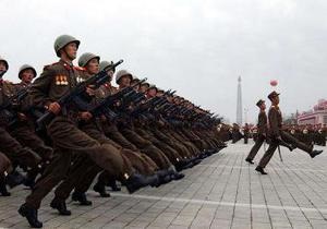 Минобороны Южной Кореи: КНДР усиливает приграничную группировку войск