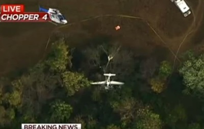 В столкновении самолета и вертолета в США погибли три человека