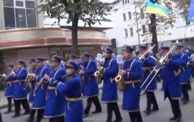 В Ивано-Франковске прошел марш в честь годовщины провозглашения ЗУНР