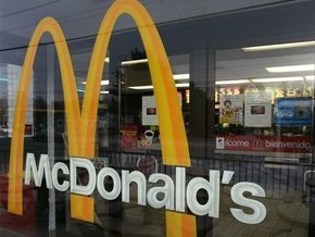 В США посетительнице McDonald s вместо чая подали чистящее средство