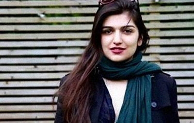 Жінка, затримана за спробу потрапити на матч в Ірані, оголосила голодування