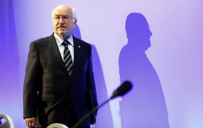 FIFA слідом за UEFA також покарала президента Федерації футболу Італії за расизм 