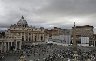 На площі Святого Петра у Ватикані встановлять душ