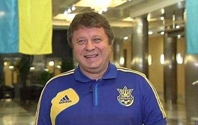 Тренер сборной Украины: Игрой не довольны, а Коноплянке надо быть мужиком