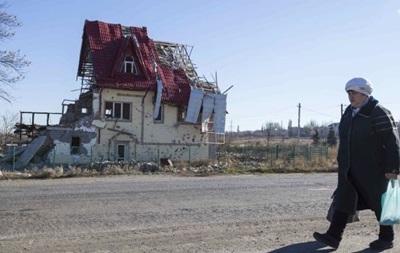 Нічний обстріл Донецька: зруйновано один, пошкоджено дев ять будинків