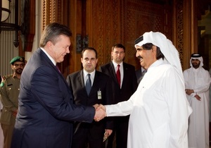 Янукович и президент Катара наградили друг друга орденами