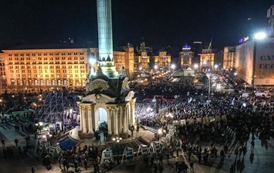 У річницю Майдану в Києві знову відбувається віче