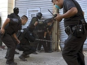 В Мексике арестовали 124 полицейских по подозрению в связях с наркомафией