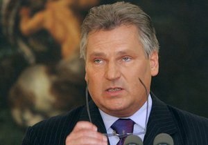 Экс-президент Польши Квасьневский едва не погиб, катаясь на лыжах