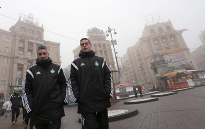 Футболисты Сент-Этьена перед матчем с Днепром прогулялись по Майдану