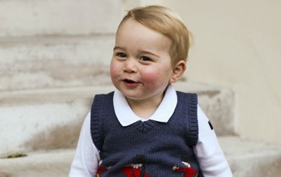 У Британії оприлюднили різдвяні знімки принца Джорджа