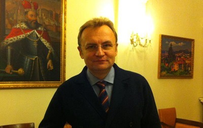 Мер Львова: Україна отримала кинджал у спину від Росії