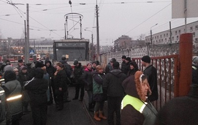 Городской транспорт Киева возобновит работу завтра