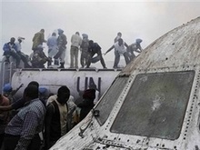 Авиакомпания: Большинство пассажиров самолета, упавшего в Конго, выжили
