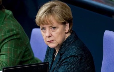 Меркель: Россия должна повлиять на сепаратистов