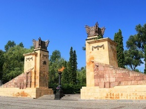 Коммунисты заявили об акте вандализма на Холме Славы во Львове