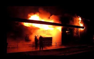 В Киеве сгорел цех площадью две тысячи квадратных метров