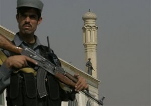 Полиция Афганистана: треть стражей порядка в стране неграмотны