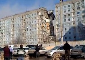 Число жертв обрушения жилого дома в РФ возросло до девяти. В Астрахань приехал Путин