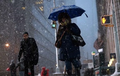 Сніг у Нью-Йорку: влада виправдовується через заходи безпеки 