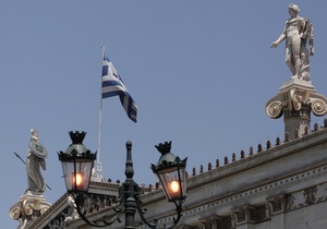 МВФ призвал еврозону смягчить условия кредитования Греции