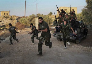 Сирийская армия уступила повстанцам еще один город на пути снабжения Алеппо