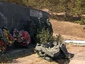 В Севастополе вандалы осквернили памятник советским солдатам