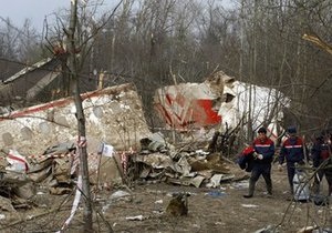 Опознаны два человека, которых не было в списках пассажиров разбившегося под Смоленском Ту-154