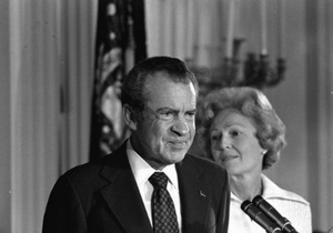 Суд в США постановил рассекретить показания Ричарда Никсона по Уотергейту