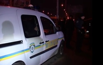 У Києві чоловік з ножем напав на двох міліціонерів