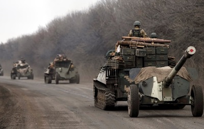 В Минобороны рассказали об отводе тяжелых орудий на Донбассе