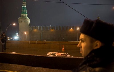 Поліція Москви перевірила кілька машин у справі про вбивство Нємцова