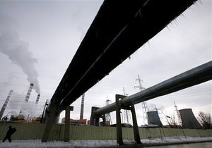 РФ ждет возобновления переговоров по газу с Украиной после звонка Януковича в Москву