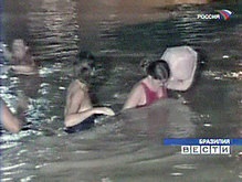 В Бразилии дождем смыло десятки тысяч домов