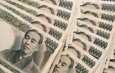 У Японії жінка знайшла понад 15 тисяч доларів в уживаних меблях