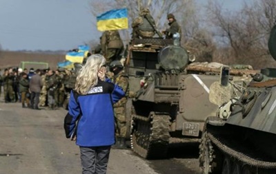 ЕС призывает обеспечить доступ наблюдателей в Донбасс