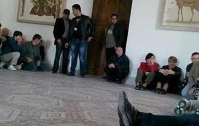 В Тунисе около 40 европейских туристов взяты в заложники – СМИ
