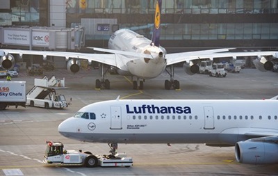 Пілоти Lufthansa продовжили страйк до вечора суботи