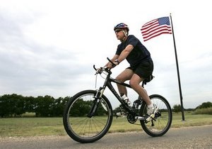 Буш примет участие в велопробеге с ветеранами войн в Афганистане и Ираке