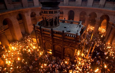 В Киев 11 апреля доставят Благодатный огонь из Иерусалима