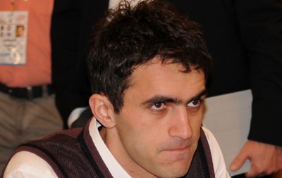 Чемпіона Грузії з шахів піймали на підгляданні в телефон на турнірі в Дубаї