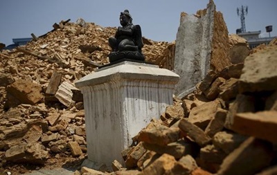 Украинец найден под завалами в Непале