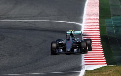 Формула-1: Нико Росберг на Гран-при Испании впервые в сезоне взял поул