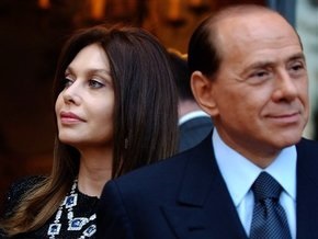 СМИ: Супруга Берлускони подает на развод