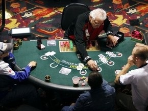 Студент разработал программу против подсчета карт игроками казино