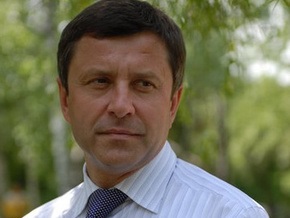 Пилипишин заявил, что Черновецкий готовит  перевороты  по смене глав трех районов