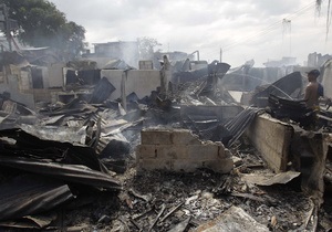 На Филиппинах крупный пожар уничтожил более двух тысяч домов, есть погибшие