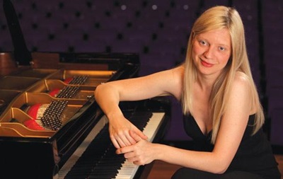 Піаністка Лисиця дасть концерт у Донецьку